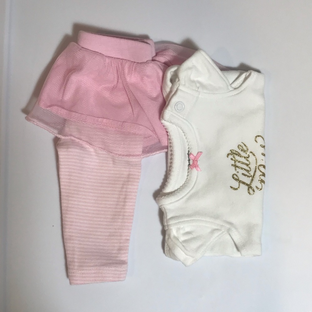 ✨Carter’s 2 pc. outfit✨